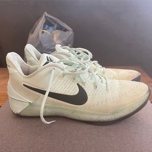 Nike basketball shoes